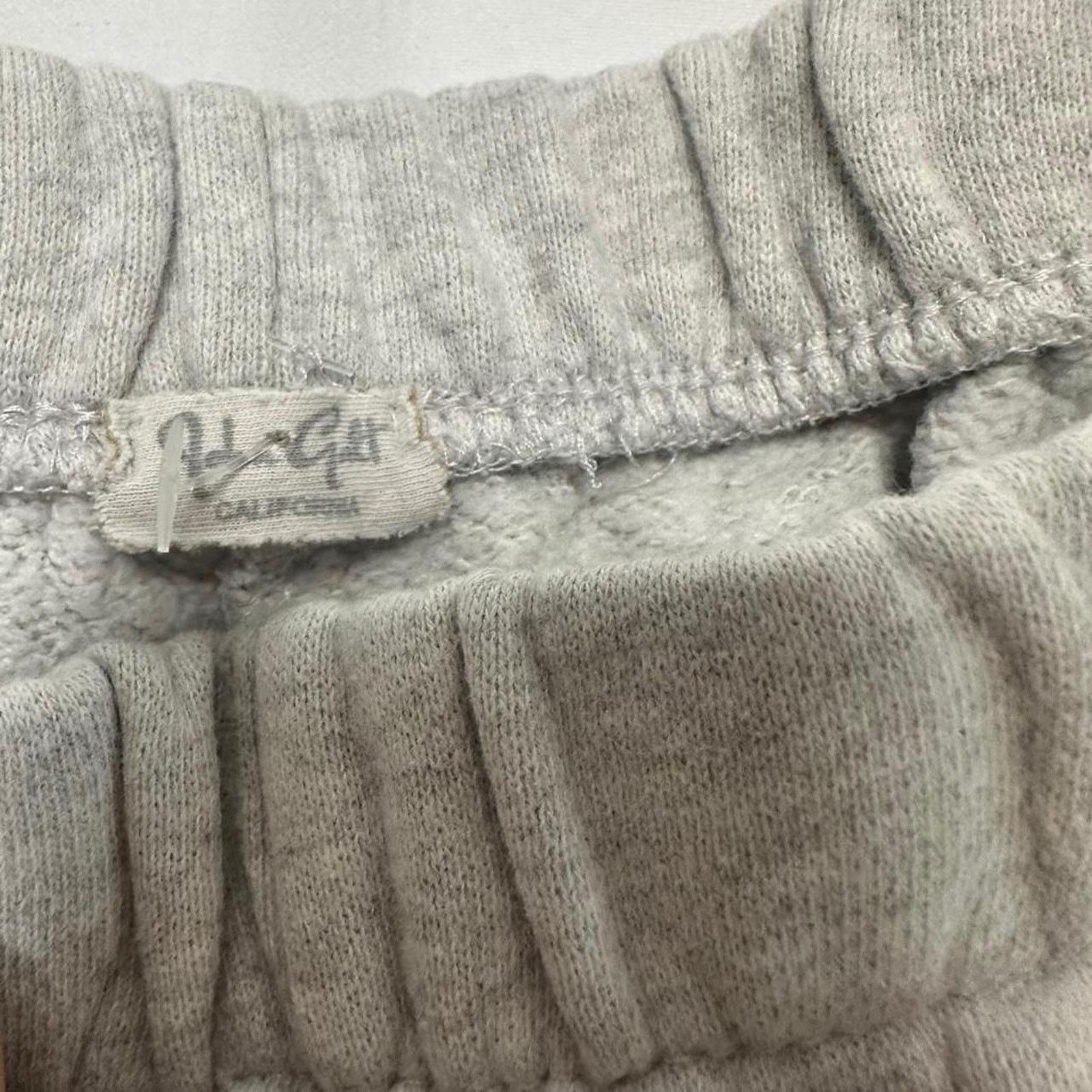 Brandy Melville Brandy Melville John Galt Grey Cuffed 100% Cotton One Size Size 27" / US 4 / IT 40 - 4 Thumbnail