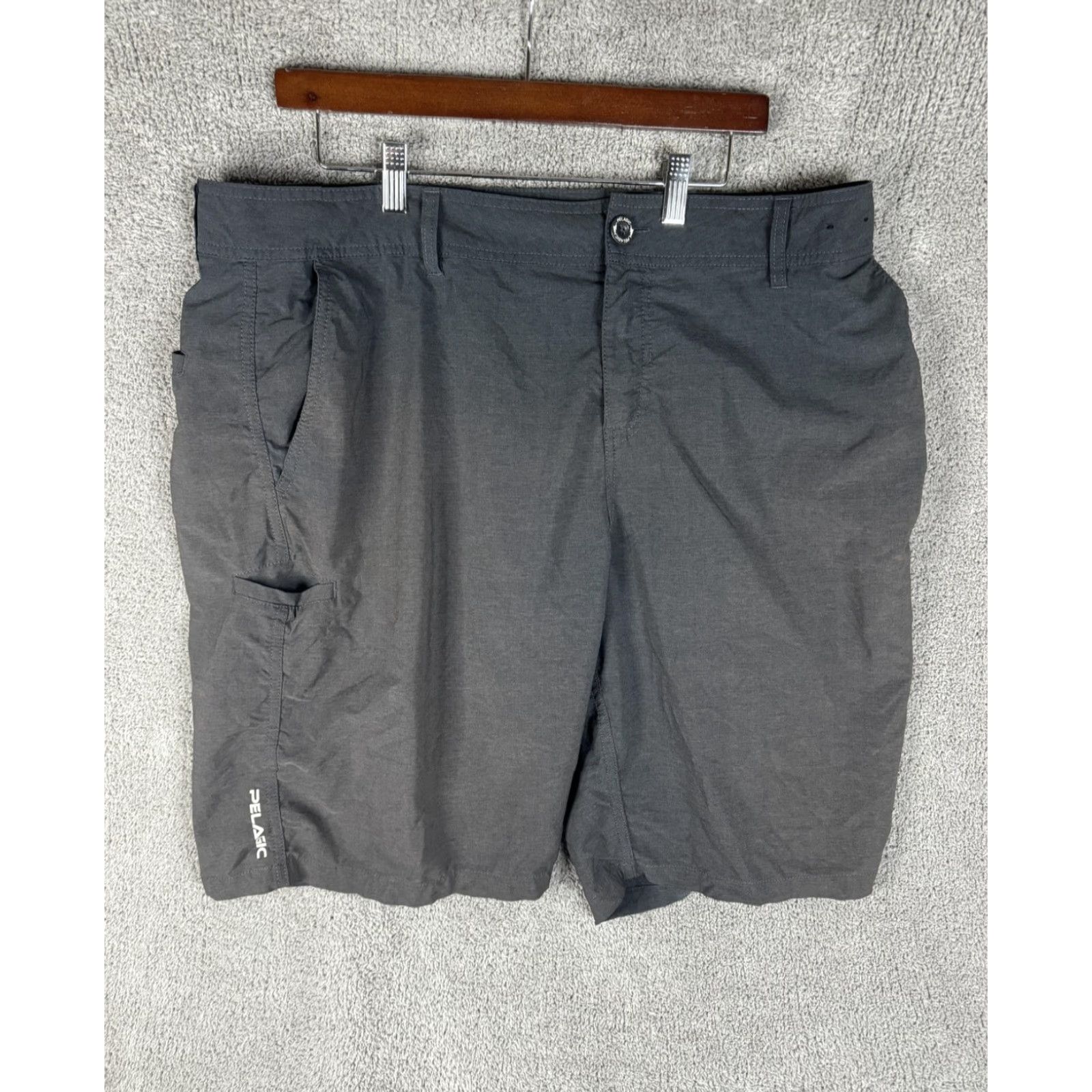 Vintage Pelagic Mens Shorts 40 Gray Quick Dry Stretch Hybrid Walkshort UPF Inseam 10 in Pockets Cargo Casual Travel Marine Nautical Beach Outdoor Sports Size US 40 / EU 56 - 2 Thumbnail