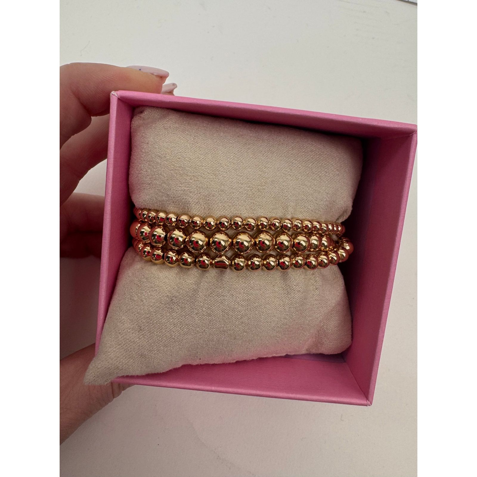 Other Women's Unbranded NIB Gold Tone Elastic Bracelets Trio Size ONE SIZE - 2 Thumbnail