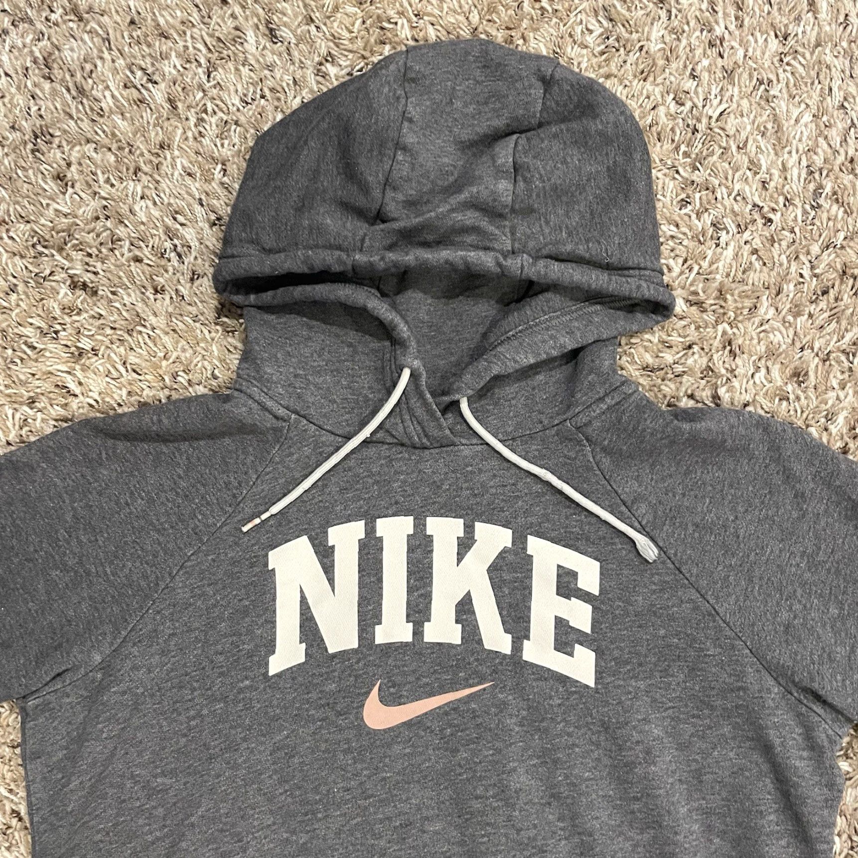 Nike Nike Sportswear Hoodie Women XS Gray Nike Swoosh Varsity Pullover Long Sleeve Hooded Pockets Easy Care All Seasons Size XS / US 0-2 / IT 36-38 - 3 Thumbnail