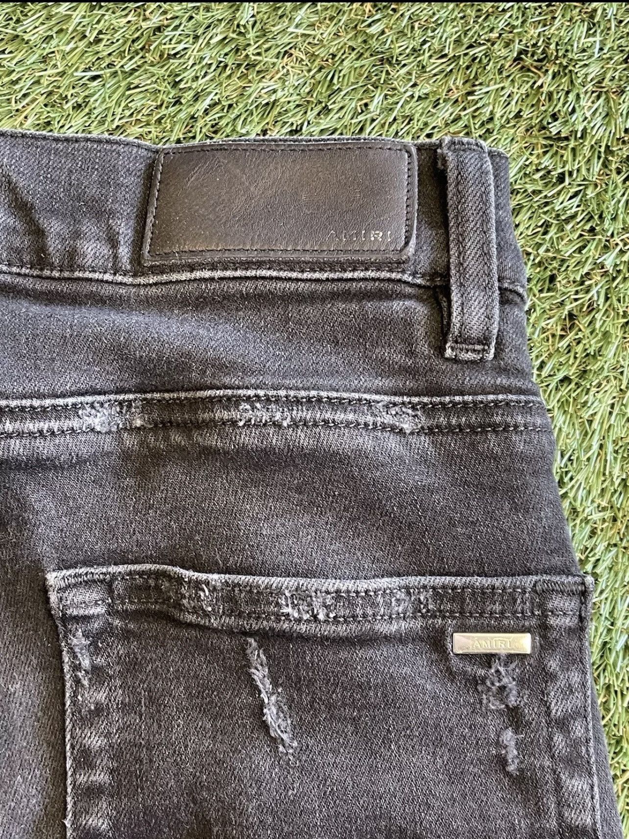 Amiri Size 28 - Amiri Jeans Distressed Hawaiian Patch Black Size US 28 / EU 44 - 8 Thumbnail