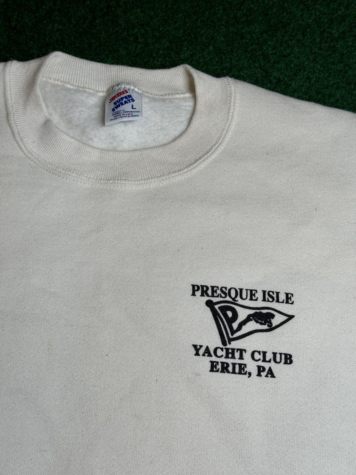 Jerzees × Vintage Vintage 90s Erie Yacht Club Presque Isle Pa Sweatshirt Size US L / EU 52-54 / 3 - 2 Thumbnail