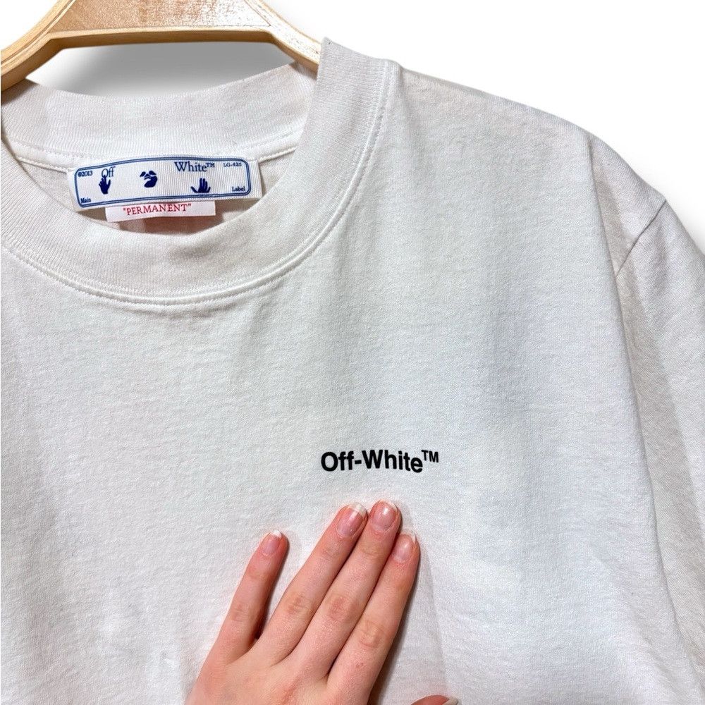 Off-White Off-White Men’s Caravaggio Arrow short-sleeve T-shirt Size Size US M / EU 48-50 / 2 - 4 Thumbnail