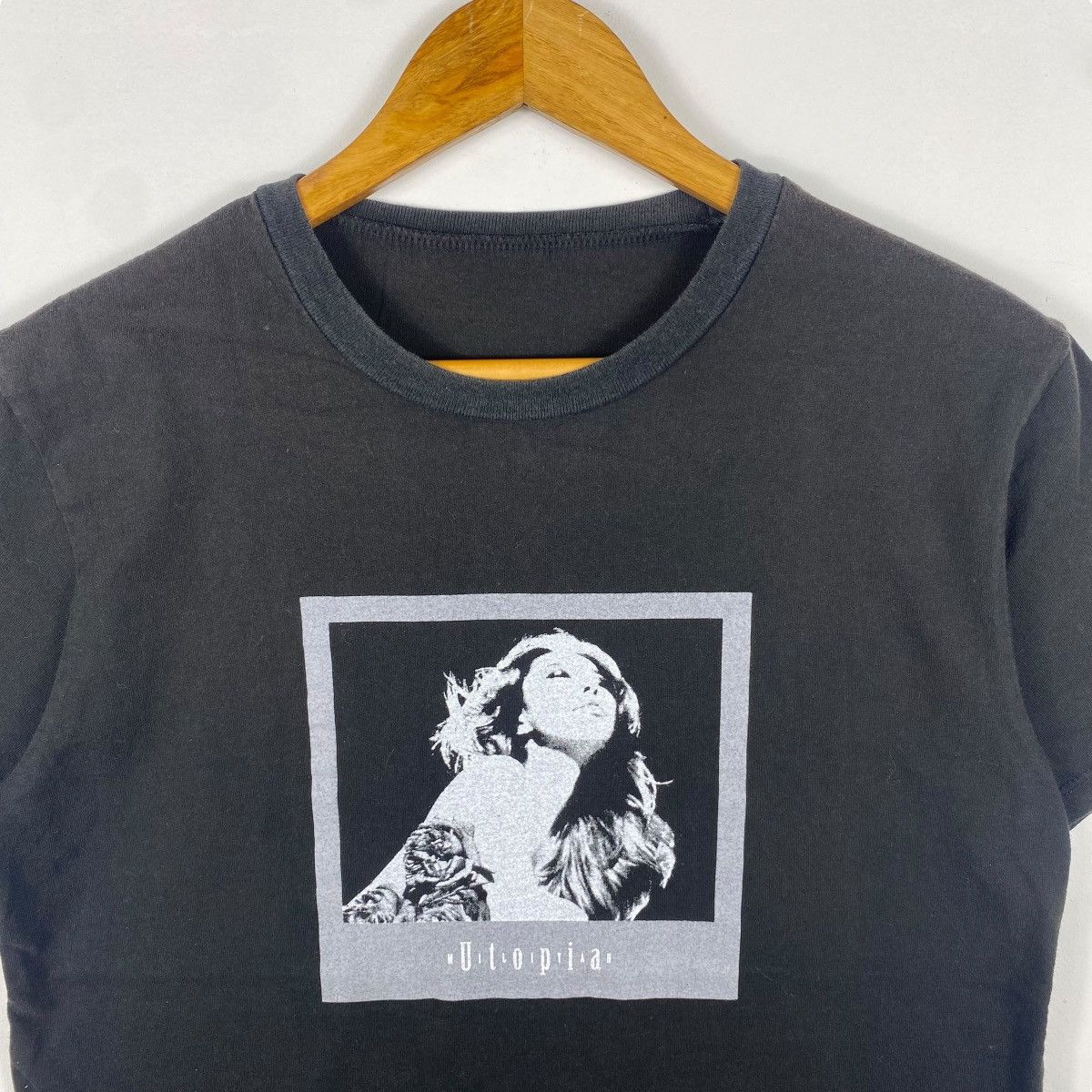 Designer × Japanese Brand Miliyah Utopia Tour By KAWI JAMELE Graphic Tee Shirt Size US M / EU 48-50 / 2 - 2 Thumbnail