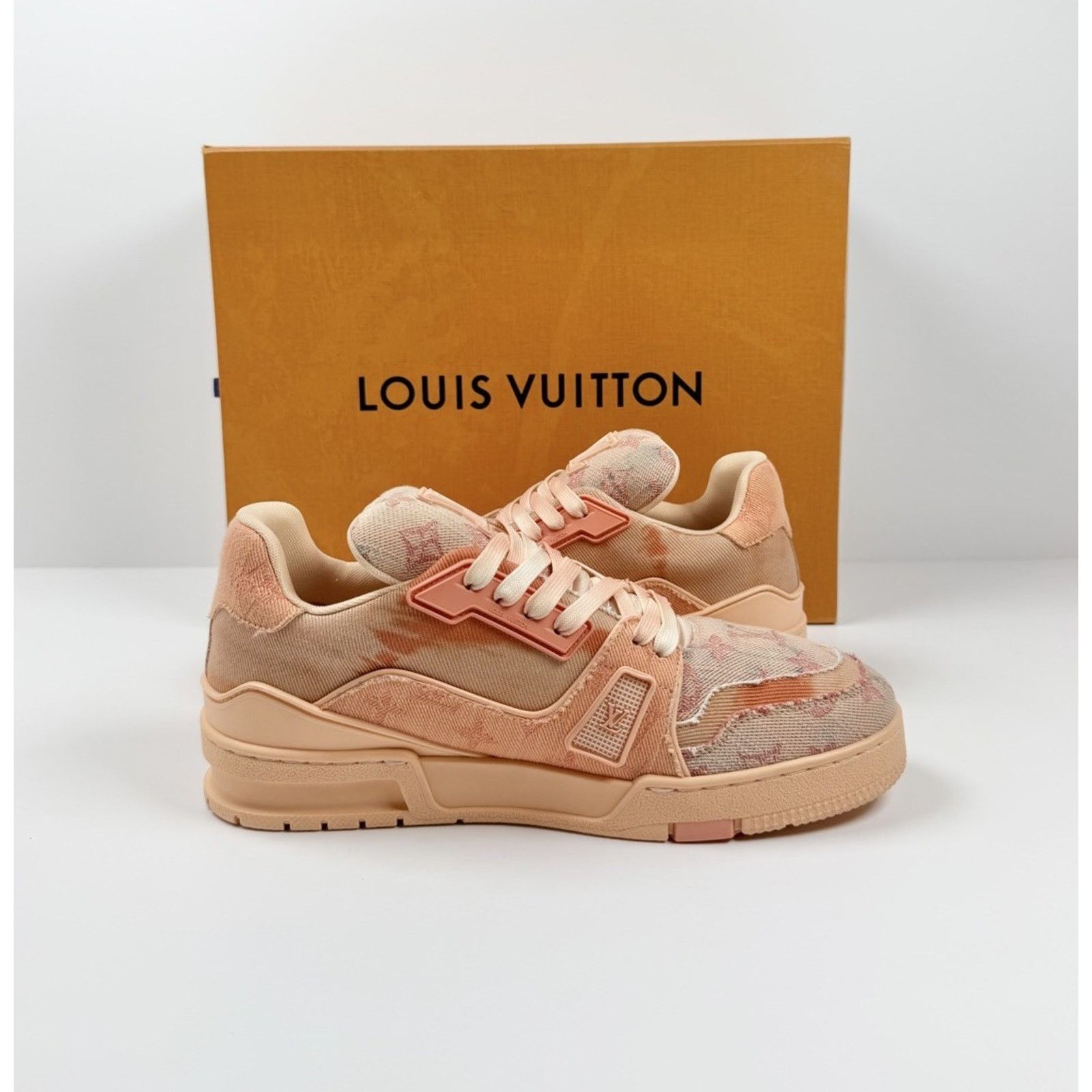 Louis Vuitton Size 6.5LV/7.5US - Louis Vuitton Denim Trainers WORN 1X! Size US 7.5 / EU 40-41 - 6 Thumbnail