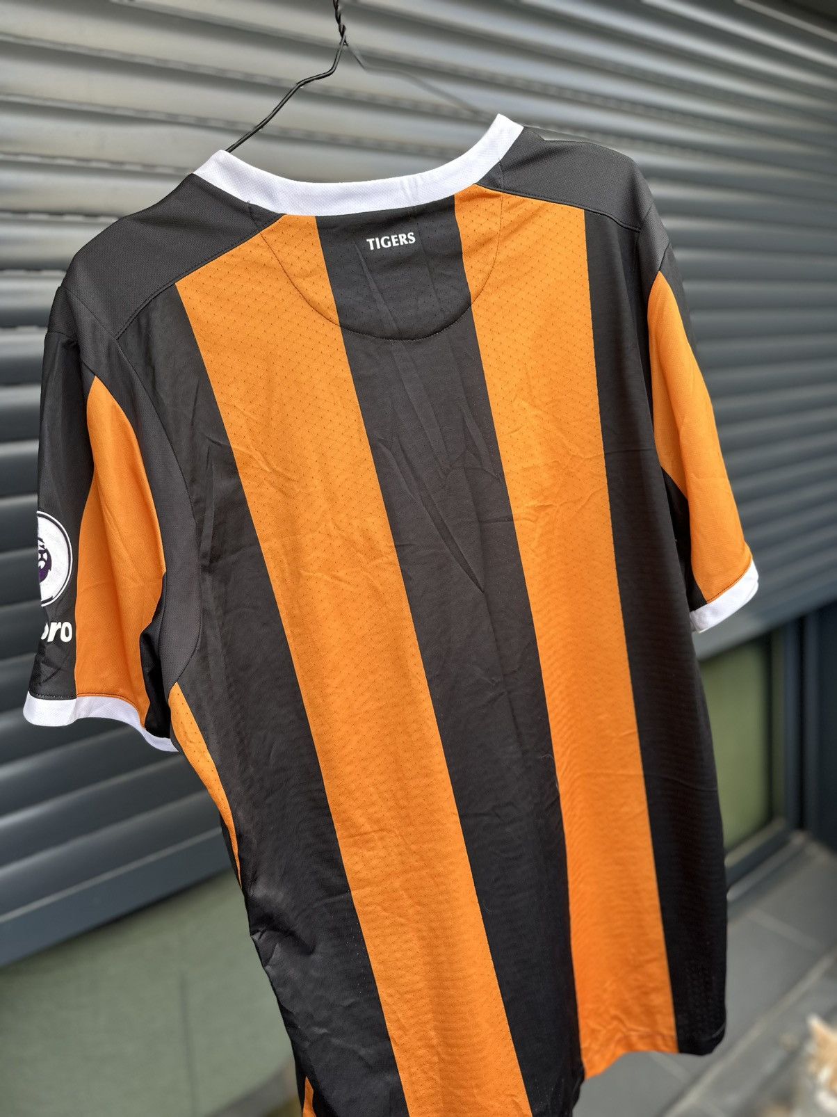 Umbro 🔥 Hull City Home Football Shirt / Jersey - 2017/18 Season Size US XL / EU 56 / 4 - 3 Thumbnail
