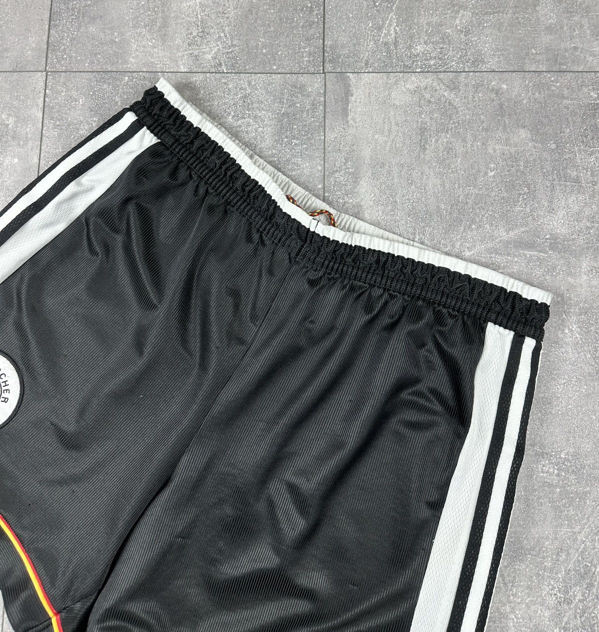Adidas Adidas National Team Deutscher Fussball-Bund 1996/98 Short Size US 34 / EU 50 - 3 Thumbnail
