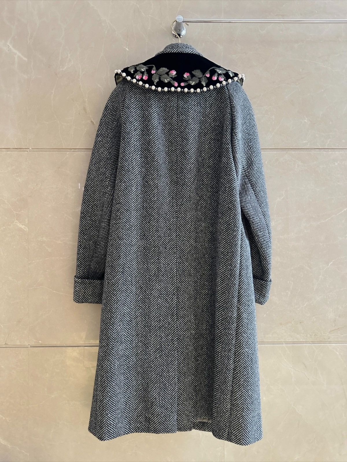 Gucci Gucci Runway Herringbone Coat With Embroidery Size M / US 6-8 / IT 42-44 - 4 Thumbnail