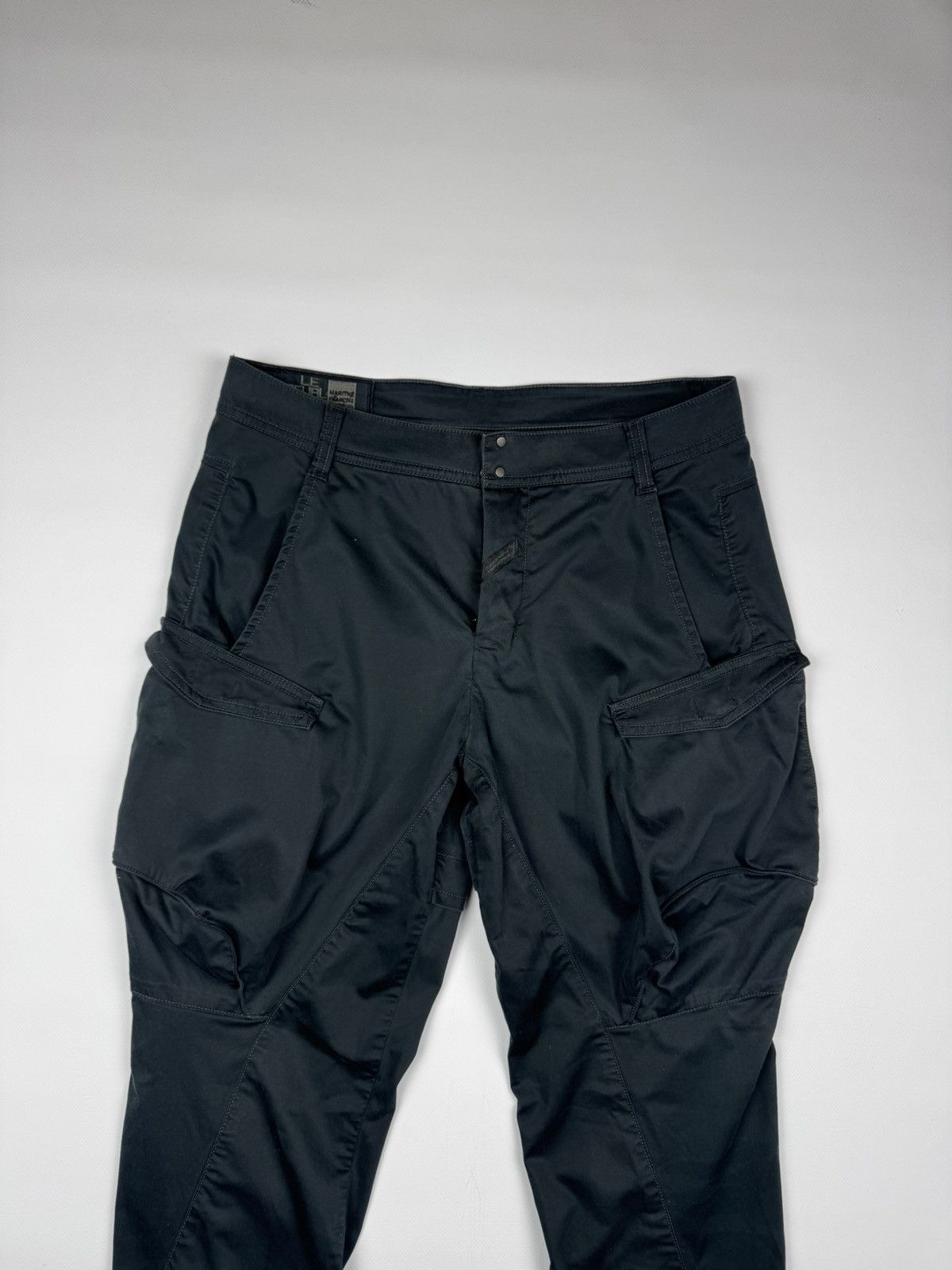 Marithe + Francois Girbaud Marithe Francois Girbaud Cargo Slim Pants Size US 30 / EU 46 - 2 Thumbnail