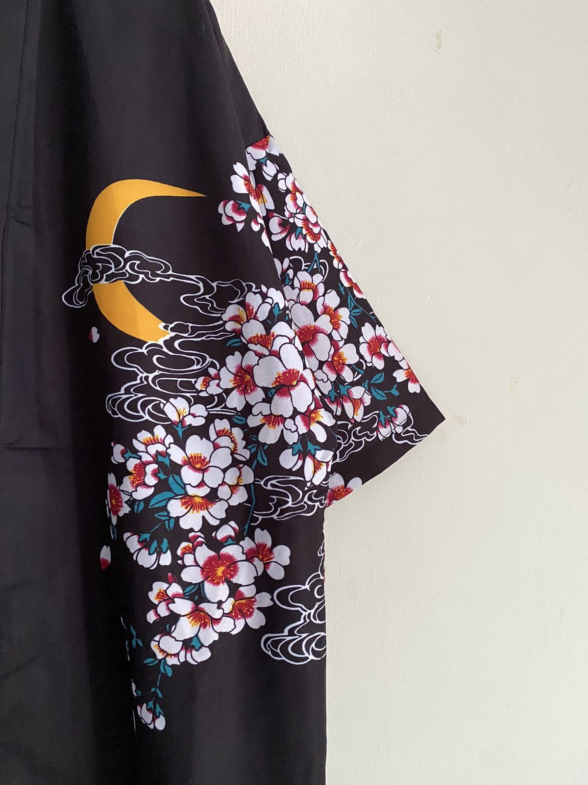 Japanese Brand Koi Fish Sukajan Japanese Kimono Size US XL / EU 56 / 4 - 3 Thumbnail