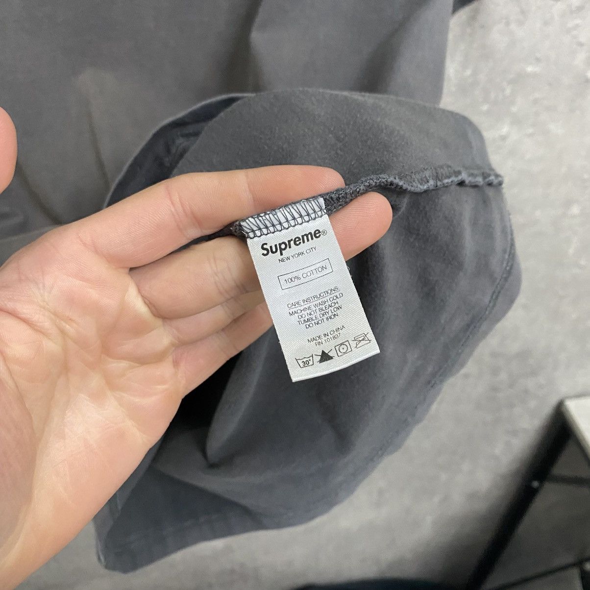 Supreme Supreme T-Shirt Size US M / EU 48-50 / 2 - 6 Thumbnail