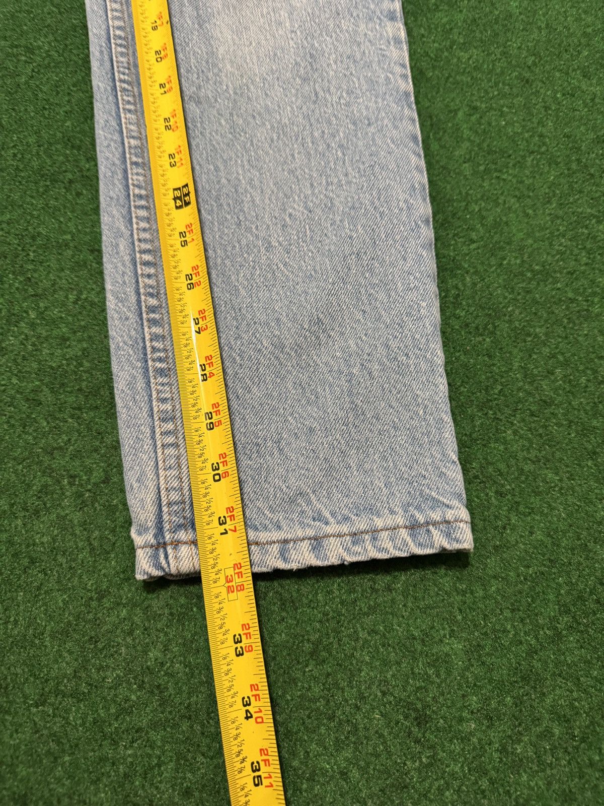 Levi's Vintage Clothing × Vintage Vintage 90s Levi’s 550 Orange Tab Grunge Light Wash Jeans Size US 29 - 6 Thumbnail