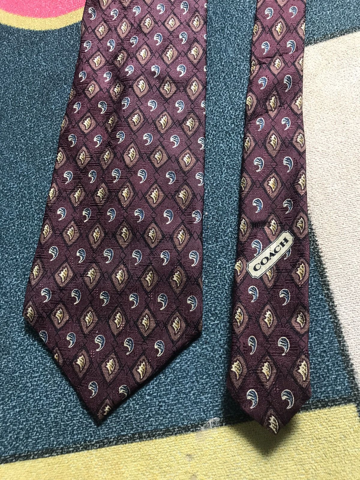 Coach vintage coach tie maroon ties silk made in USA Size ONE SIZE - 1 Thumbnail