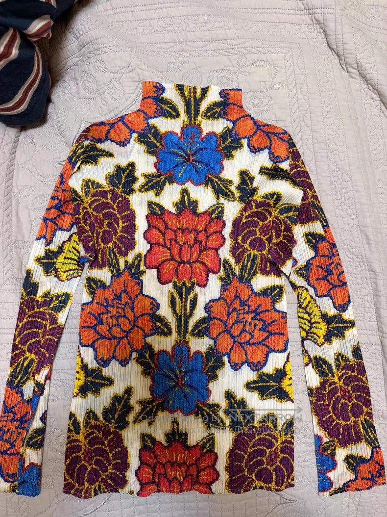 Issey Miyake Issey Miyake Vintage Purple Printed Top Size L / US 10 / IT 46 - 1 Thumbnail