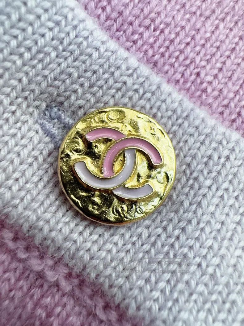 Chanel Chanel 23s pink purple taro purple knitted off-the-shoulde Size XS / US 0-2 / IT 36-38 - 4 Thumbnail