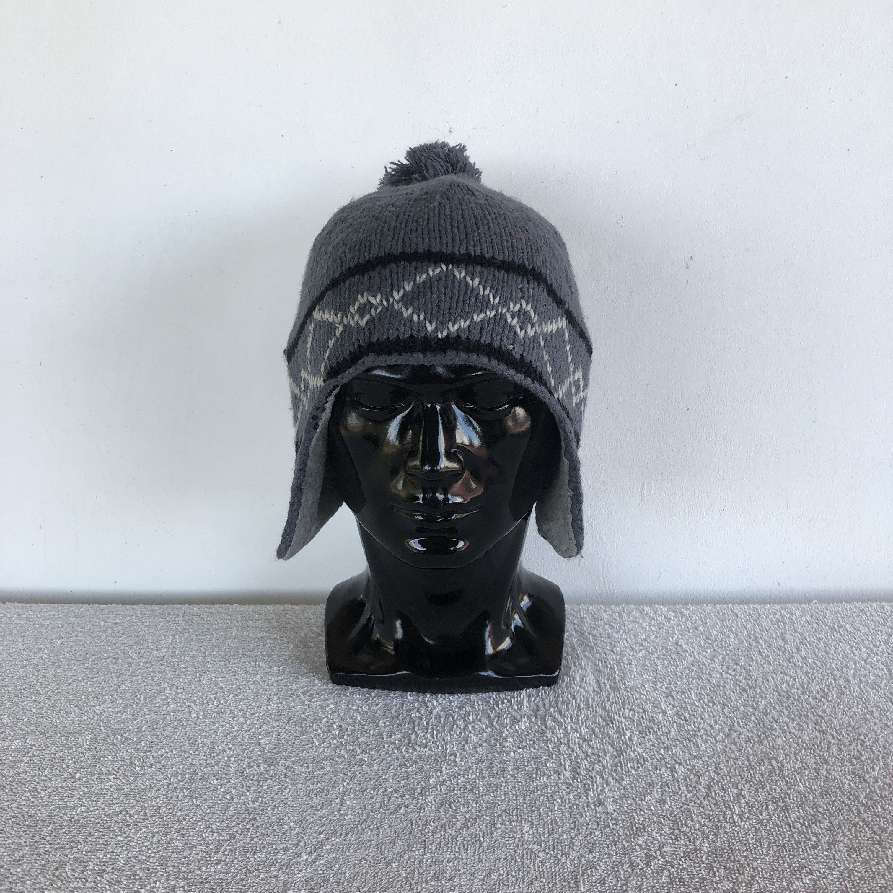 Japanese Brand Vintage Japanese Earflap Beanie Knitted Snow Caps Hats Size ONE SIZE - 2 Thumbnail