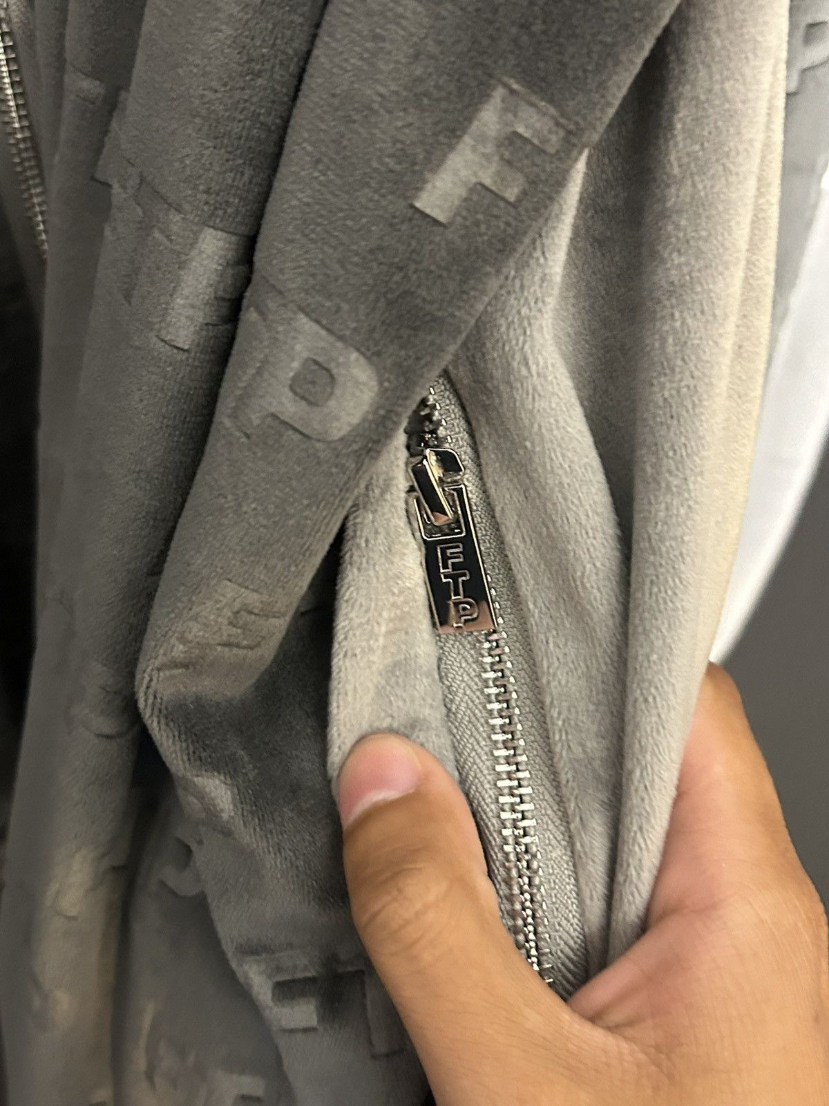 Fuck The Population FTP FUCK THE POPULATION Velour Zip Up Jacket Size US XXL / EU 58 / 5 - 8 Thumbnail