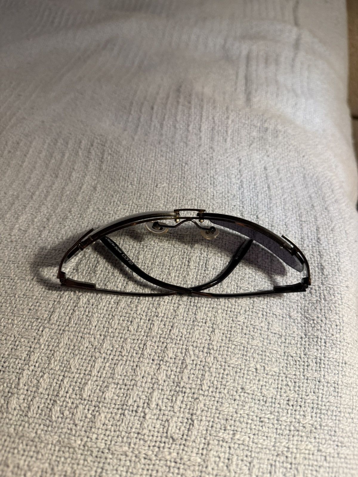 Gucci Gucci “G Logo” UV Sunglasses Size ONE SIZE - 4 Thumbnail