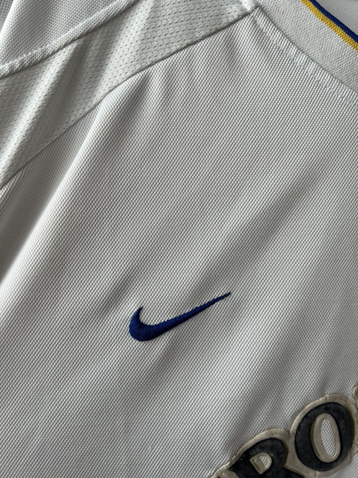Nike 2000/02 LEEDS UNITED HOME SOCCER JERSEY FOOTBALL SHIRT XL Size US XL / EU 56 / 4 - 6 Thumbnail
