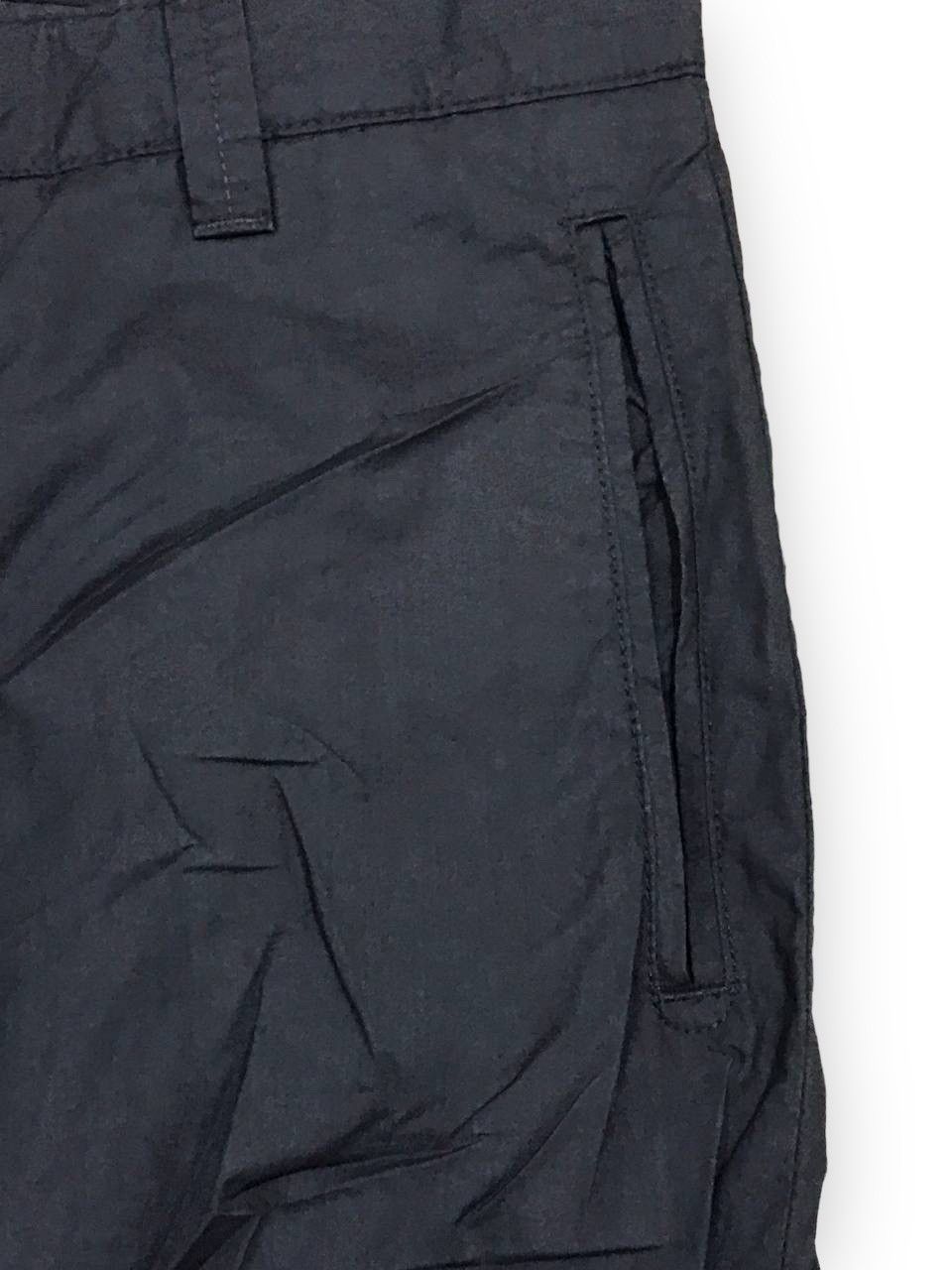 Japanese Brand × Undercover × Uniqlo Rare collaboration Size US 30 / EU 46 - 6 Thumbnail
