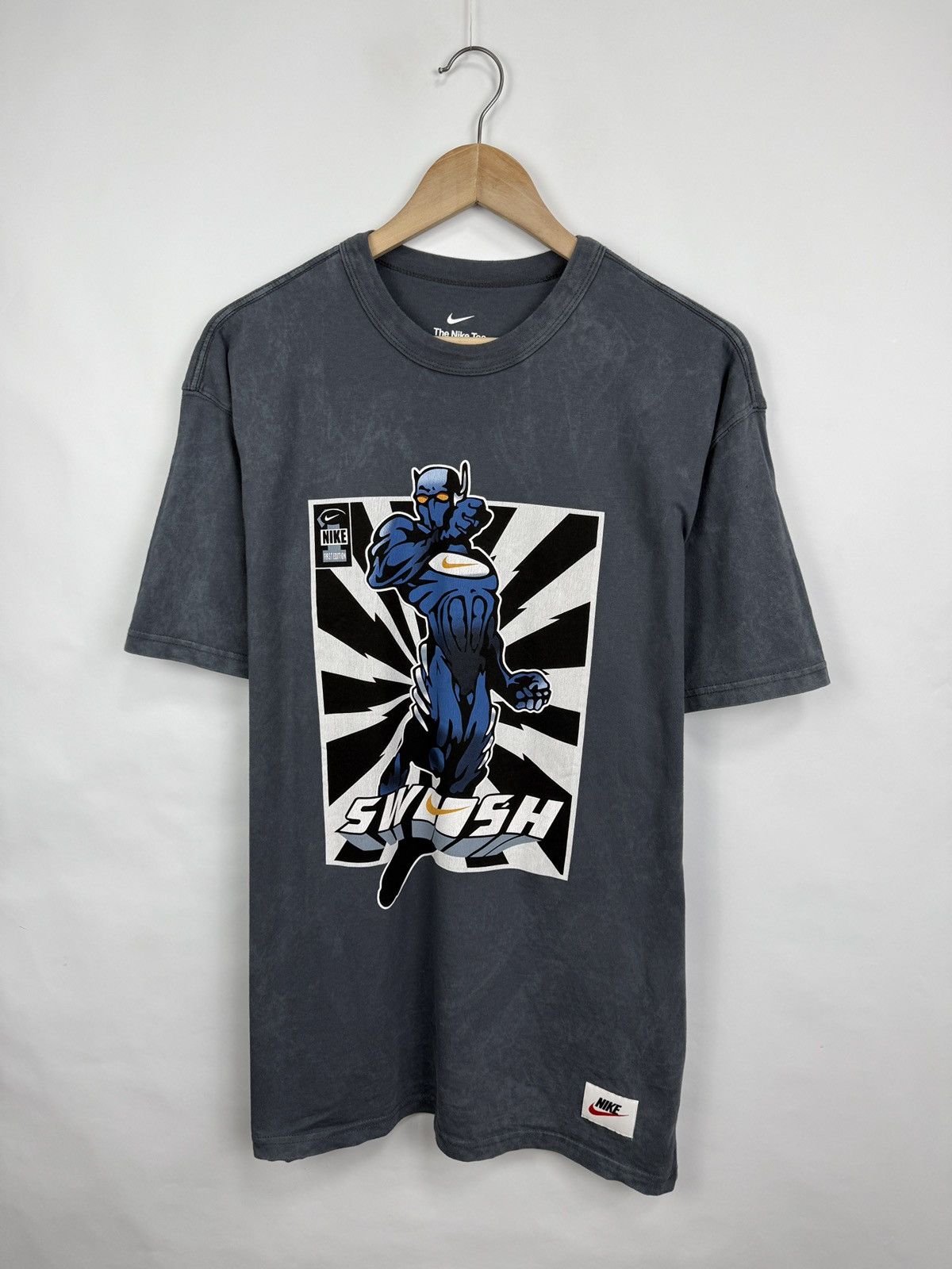 Nike 🇺🇸 Y2K Nike Swoosh Man Comics T-Shirt Rare Retro Size US M / EU 48-50 / 2 - 5 Thumbnail