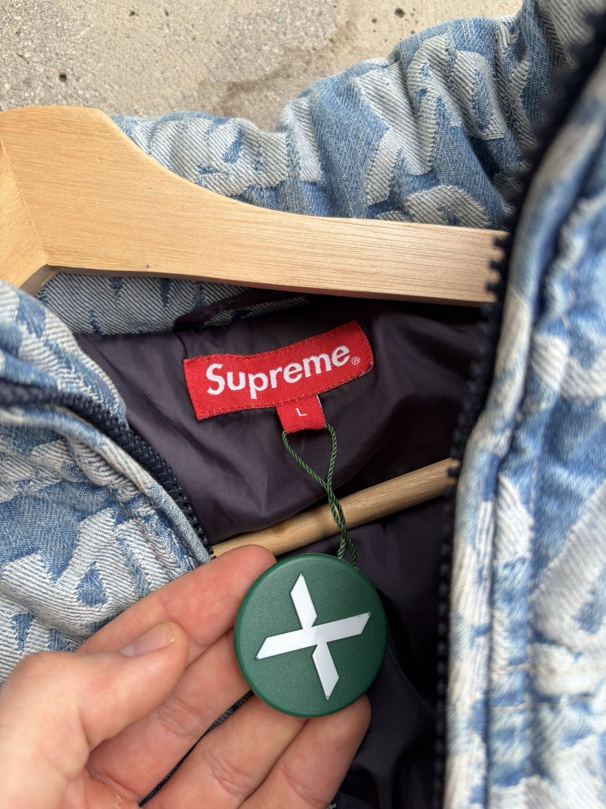 Supreme Supreme Fat Tip Jacquard Denim Jacket Size US L / EU 52-54 / 3 - 5 Thumbnail