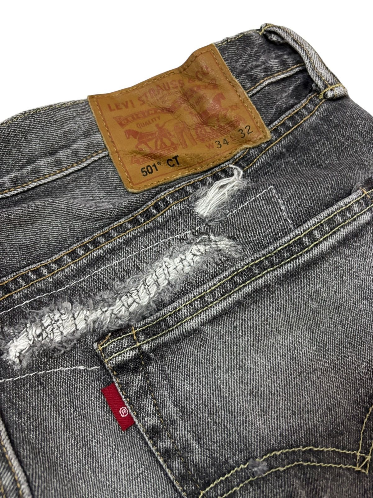 Levi's Vtg Y2k Levis 501 Distressed Jeans Size US 34 / EU 50 - 6 Thumbnail
