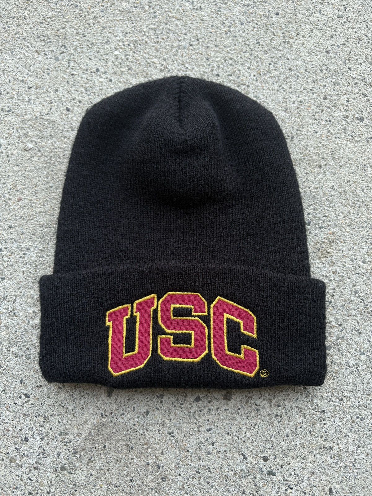 Vintage Vintage 2000s Y2K U.S.C. Embroidered Black Snow/Ski Beanie Size ONE SIZE - 1 Thumbnail