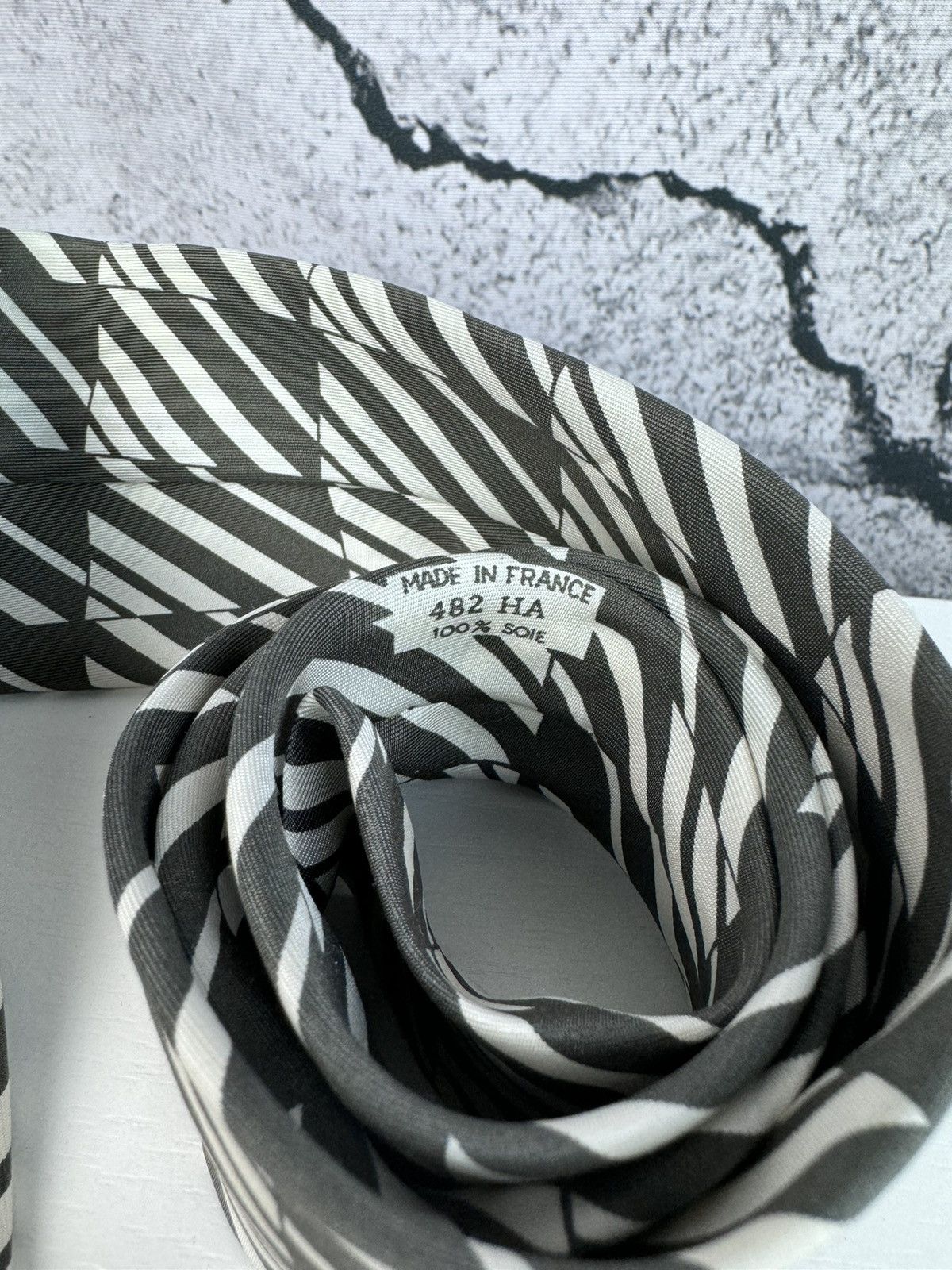 Hermes Hermes Paris Tie 100% Silk Size ONE SIZE - 4 Thumbnail