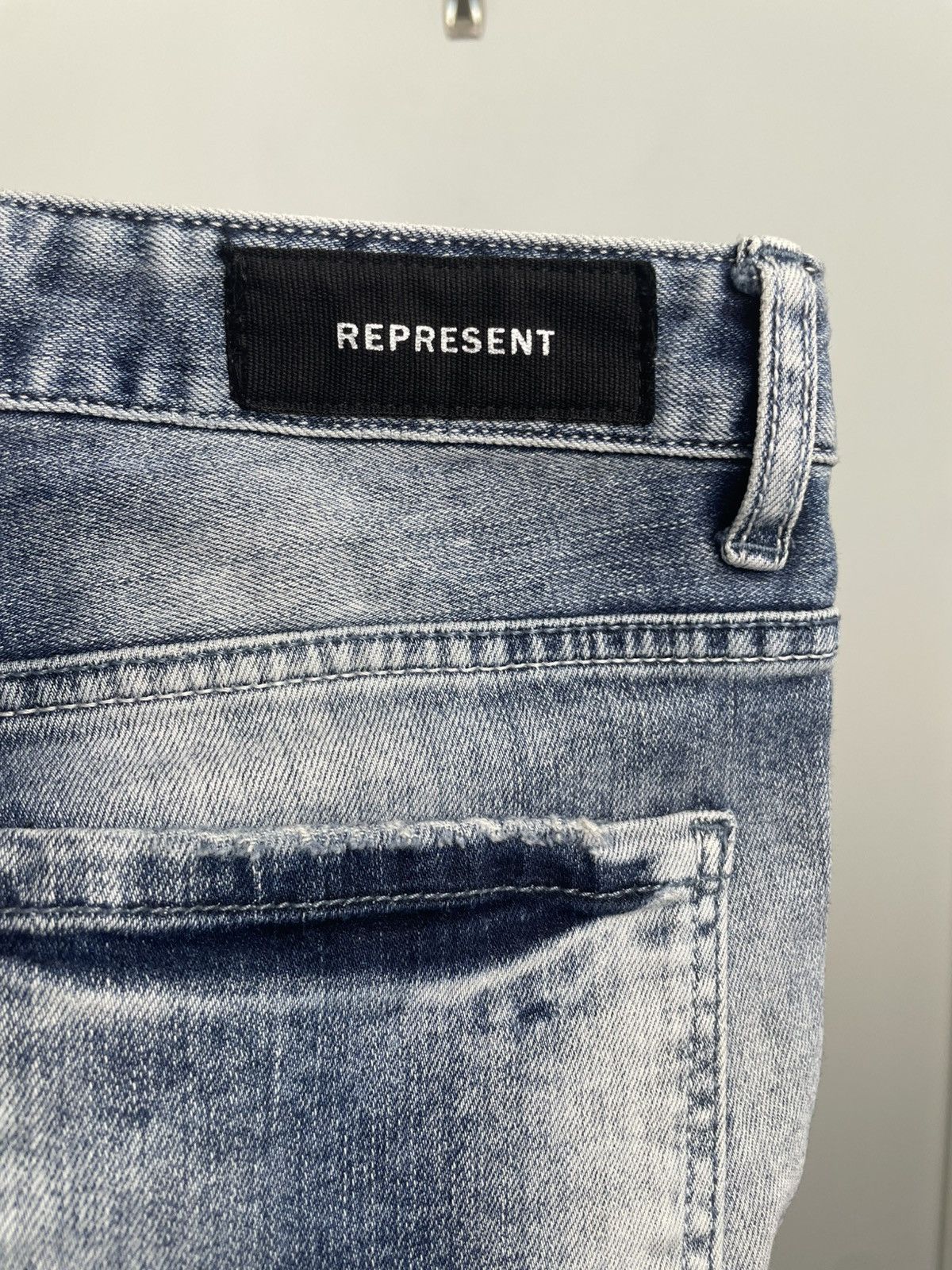 Represent Clo. Represent Essential Denim Random Blue Size 30x30 Size US 30 / EU 46 - 4 Thumbnail