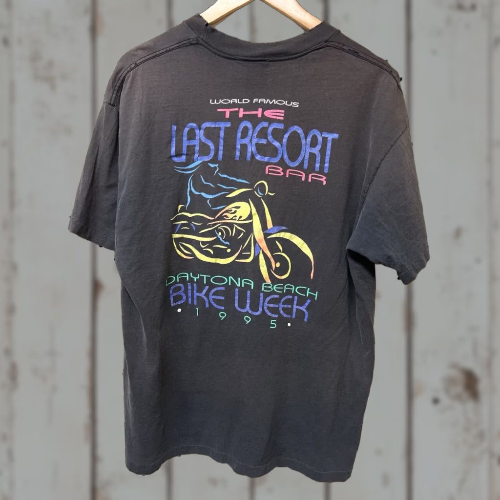 Anvil VINTAGE Daytona Beach Florida Bike Week 1995 Black Anvil T-Shirt XL Distressed Crew Neck Short Sleeve Men Size US XL / EU 56 / 4 - 1 Thumbnail