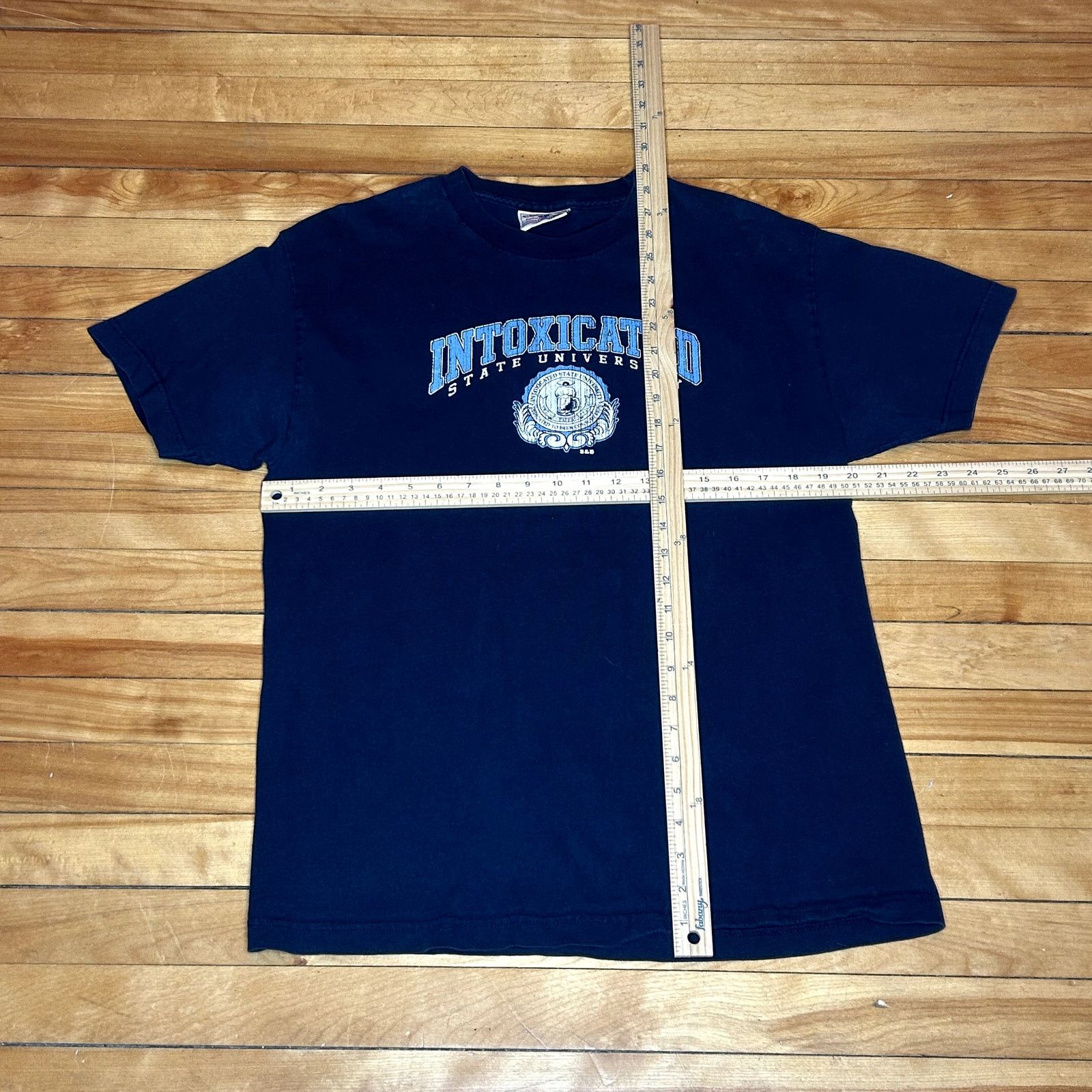 Steve And Barrys Y2K Intoxicated University T-Shirt XL Size US XL / EU 56 / 4 - 2 Thumbnail