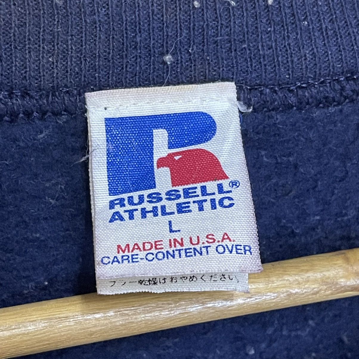 Russell Athletic Vintage 90’s Russell Athletic Plain Crewneck Sweatshirt Size US L / EU 52-54 / 3 - 8 Thumbnail