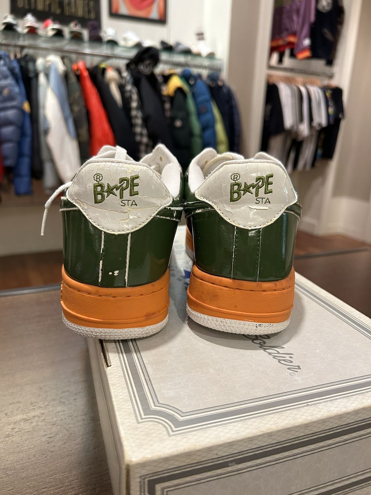 Bape × Kaws Bapesta Kaws Chomper Orange/Olive Size US 9 / EU 42 - 4 Thumbnail