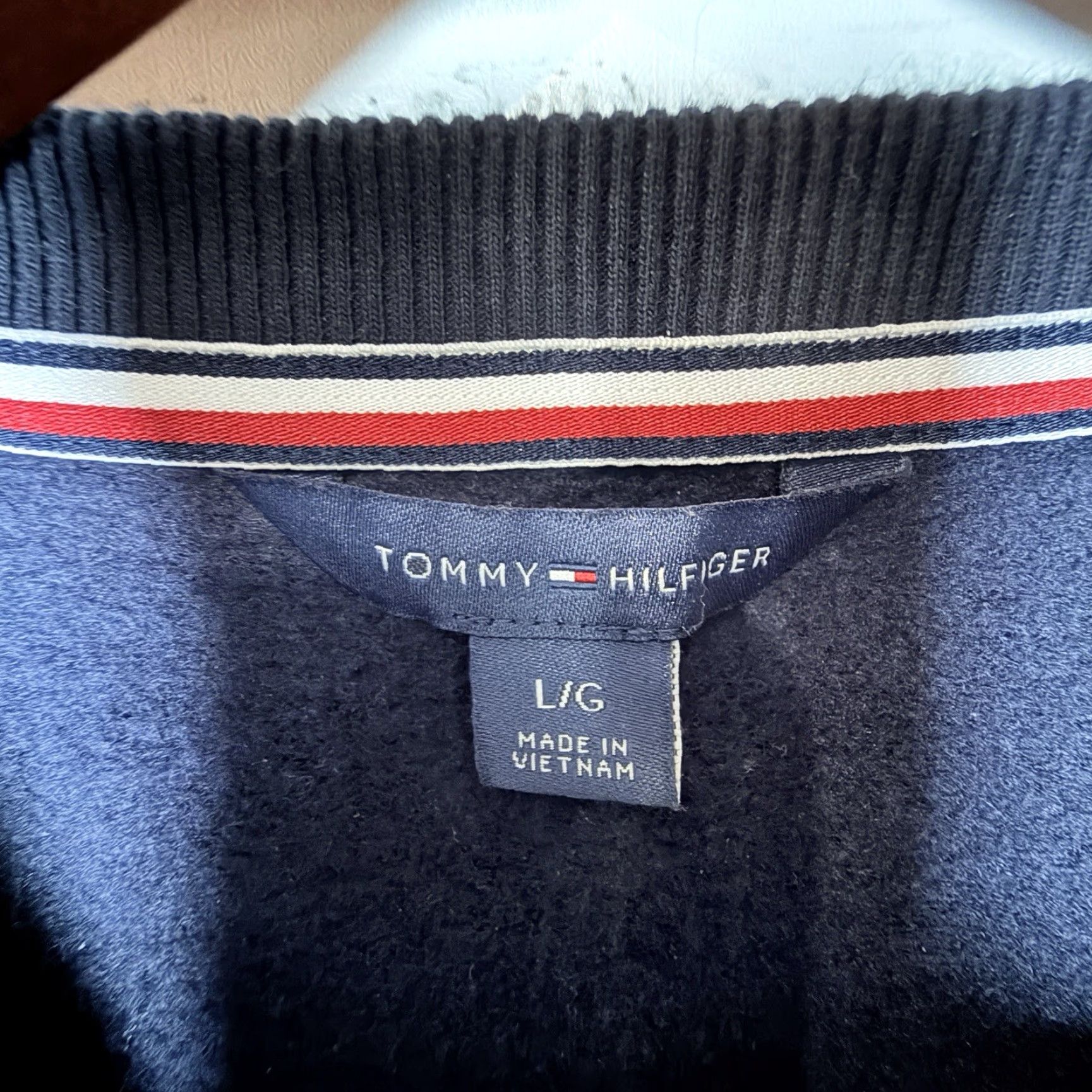 Tommy Hilfiger Tommy Hilfiger Sweatshirt Dark Blue City New York City Graphic Cotton Blend L Womens Sweater Size L / US 10 / IT 46 - 4 Thumbnail