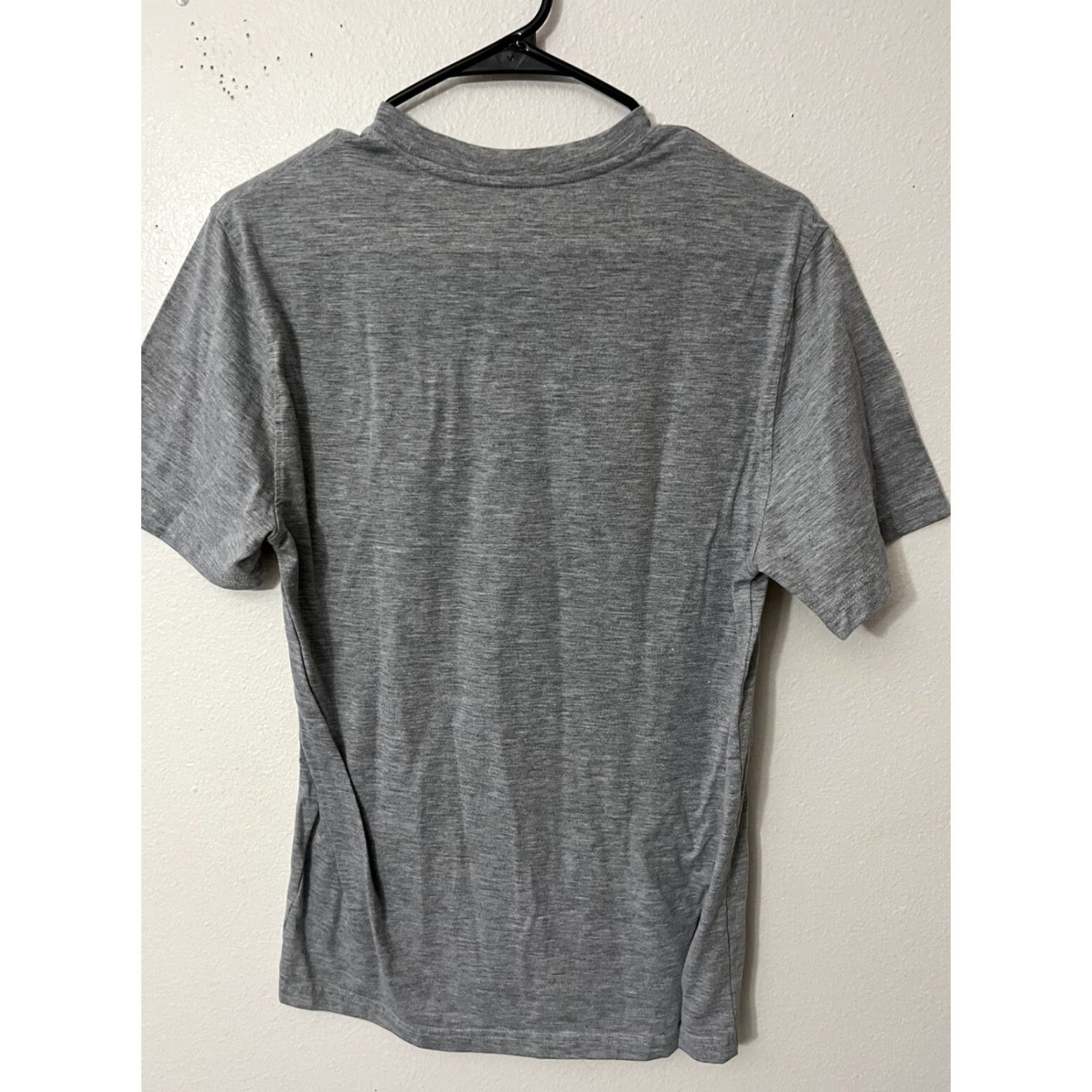 Fila VINTAGE FILA Sports Shirt Mens Small Live In Motion Light Weight Short Sleeve Tee Gray Mens S Size US S / EU 44-46 / 1 - 2 Thumbnail