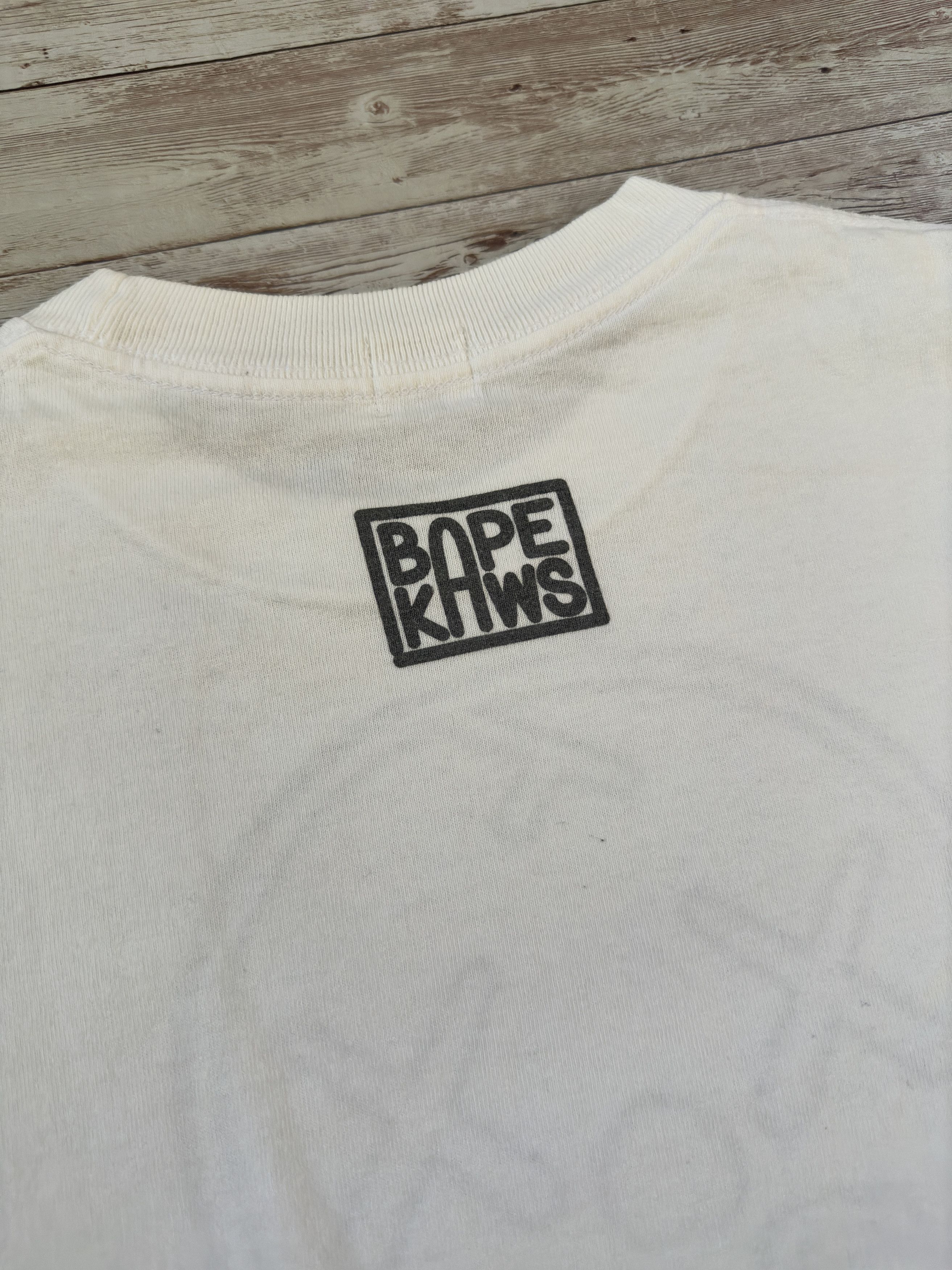 Bape × Kaws Baby Milo Skull Tee Size US M / EU 48-50 / 2 - 5 Thumbnail