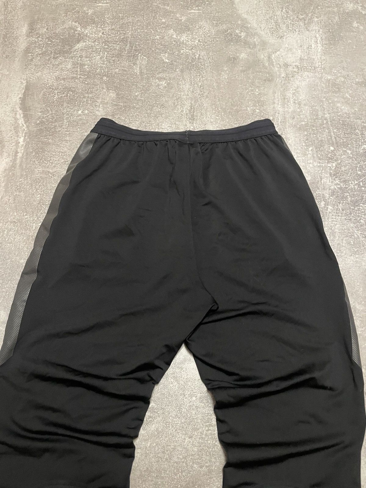 Nike Vintage Nike Dri- Fit Swoosh Logo Black Pants Size L Size US 34 / EU 50 - 15 Thumbnail