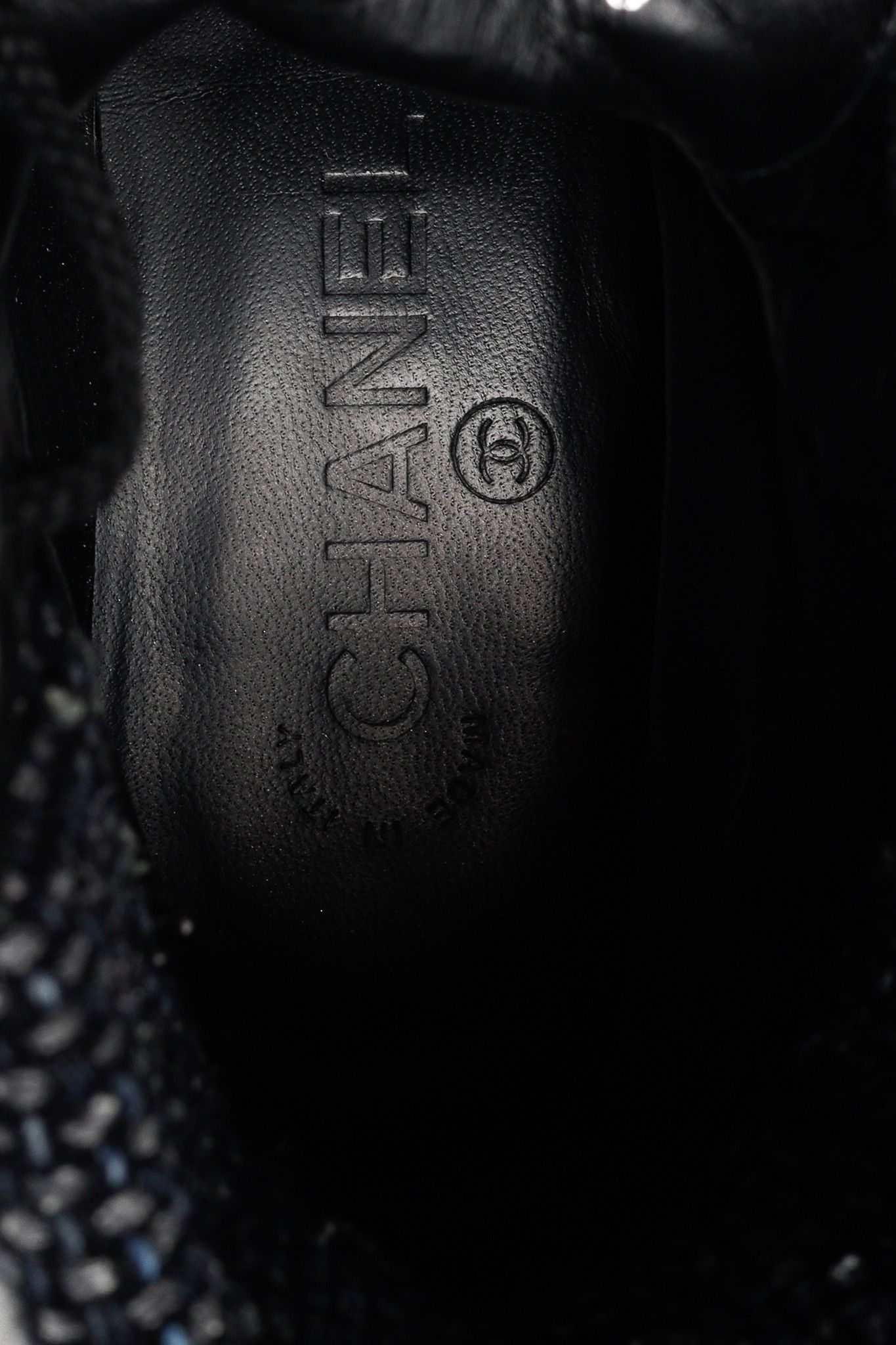 Chanel Chanel 15A Black Leather Tweed-Trim Lace-Up Short Boots Size US 6 / IT 36 - 11 Thumbnail