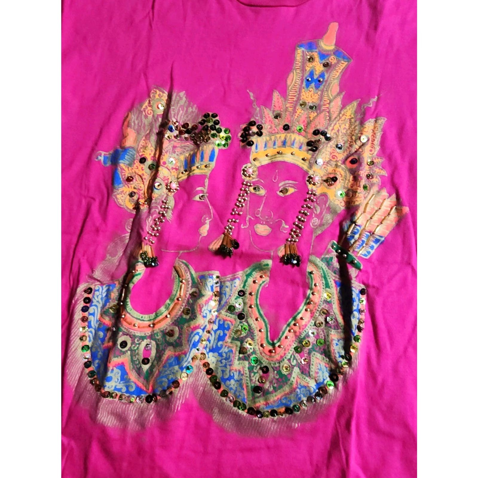 Vintage Vintage 90s S Bali Primitive Design Sequin Single Stitch Travel T Shirt Nike? Size US S / EU 44-46 / 1 - 2 Thumbnail