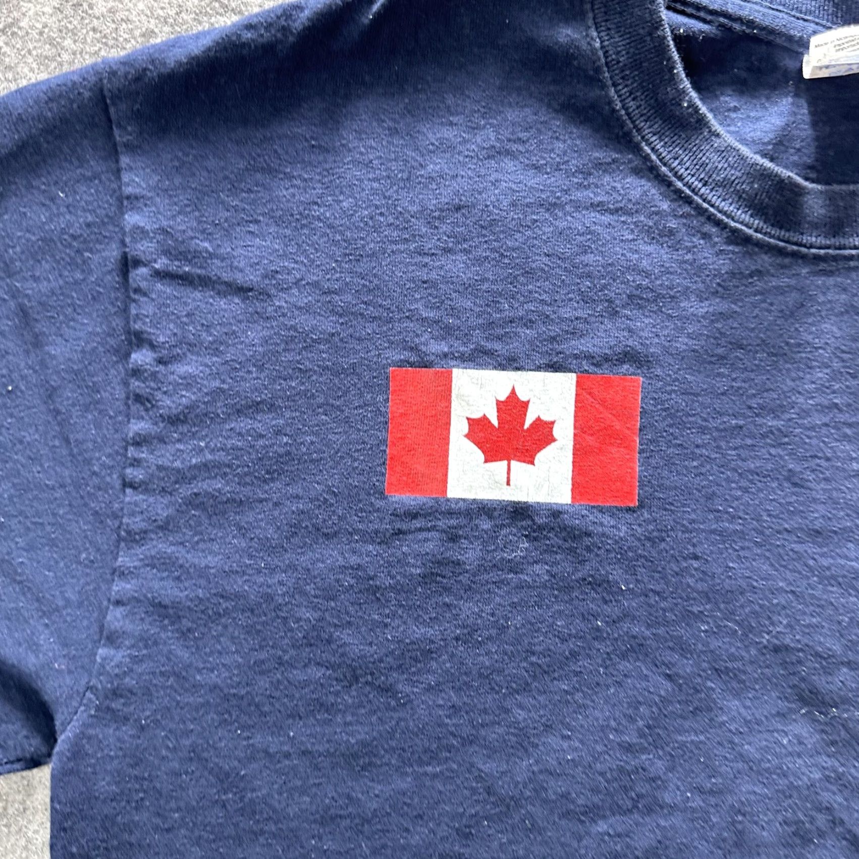 Gildan Gildan Shirt Mens Medium Blue Toronto Canada Flag Graphic Tee Souvenir Travel Size US M / EU 48-50 / 2 - 3 Thumbnail