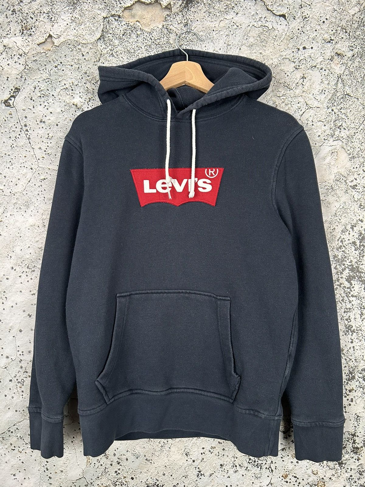 Levi's Vintage Levi’s Hoodie Sweatshirt Big Logo Hype Rare Skate Size US S / EU 44-46 / 1 - 1 Thumbnail
