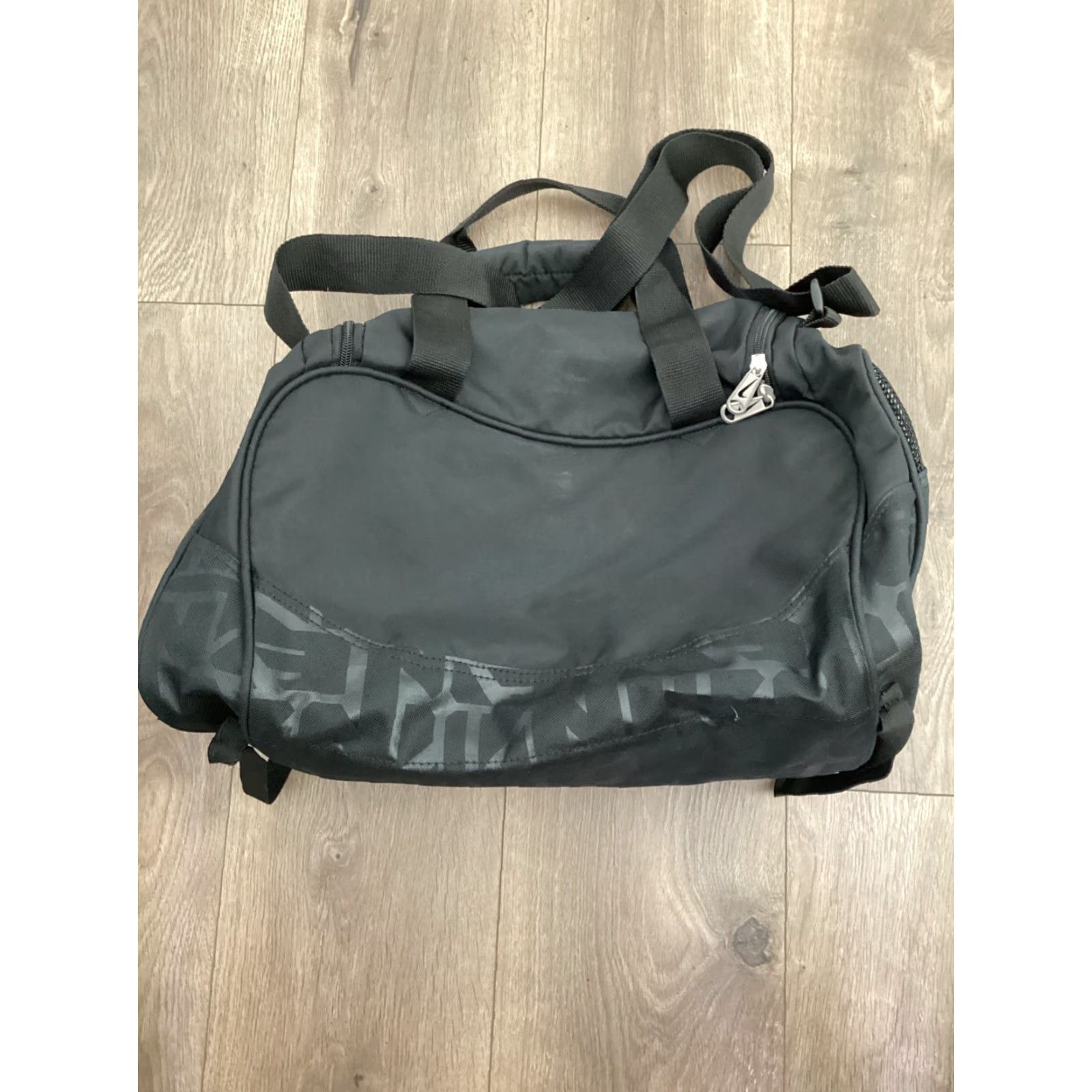 Nike Nike Large Duffle Gym Bag Men's Black Polyester Carry On Day Bag 3 Compartments Size ONE SIZE - 2 Thumbnail