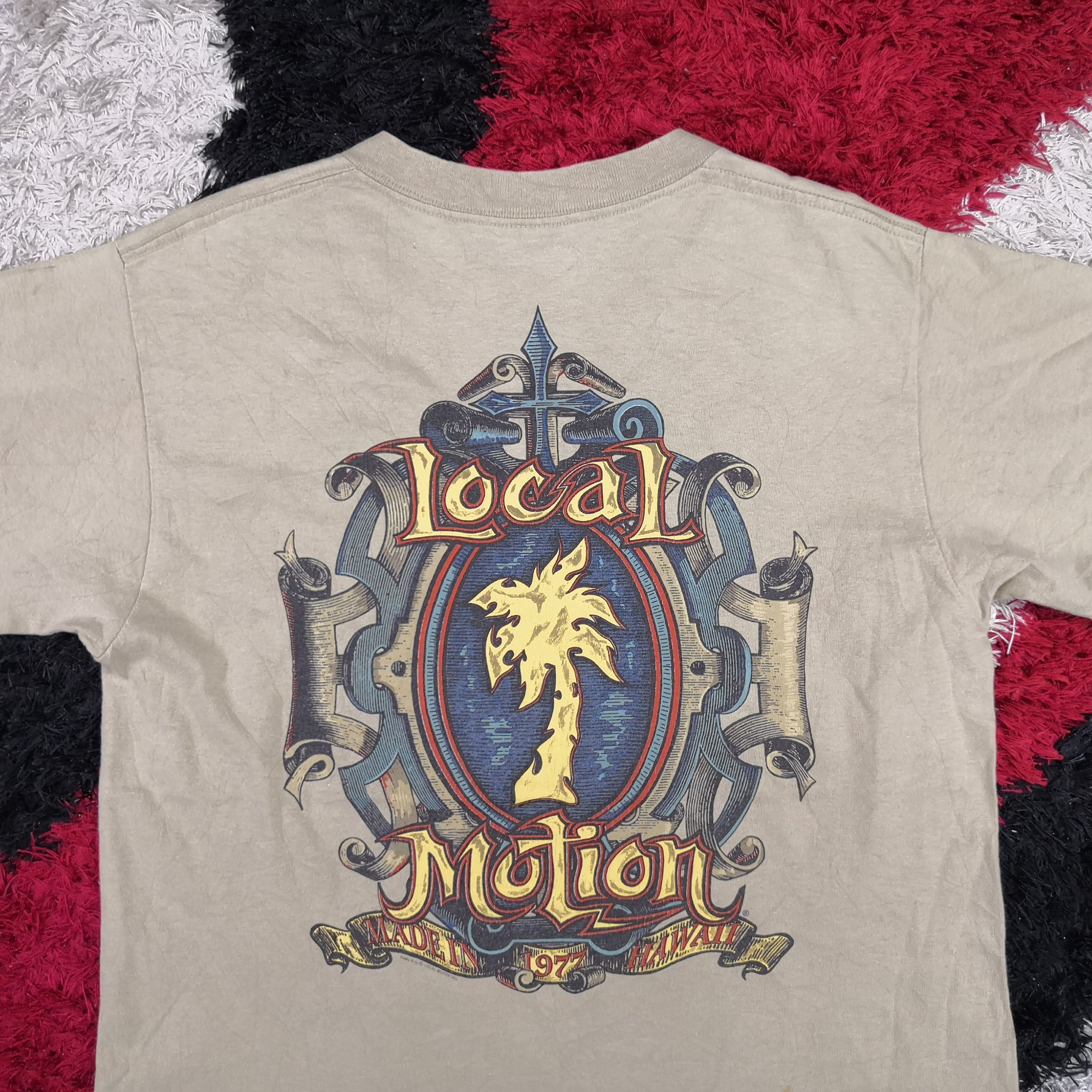 Vintage Vintage 90's Local Motion T-shirt Hawaii Surf Crewneck Tees Size US M / EU 48-50 / 2 - 3 Thumbnail