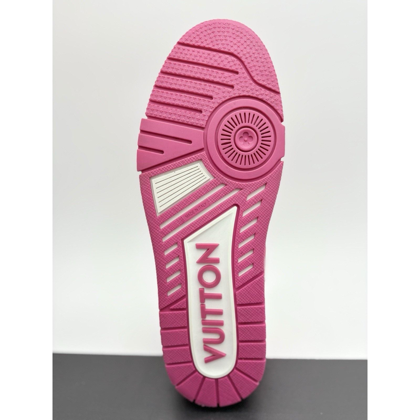 Louis Vuitton Louis Vuitton Trainer ' White Pink ' | EXCELLENT COND! Size US 11.5 / EU 44-45 - 7 Thumbnail