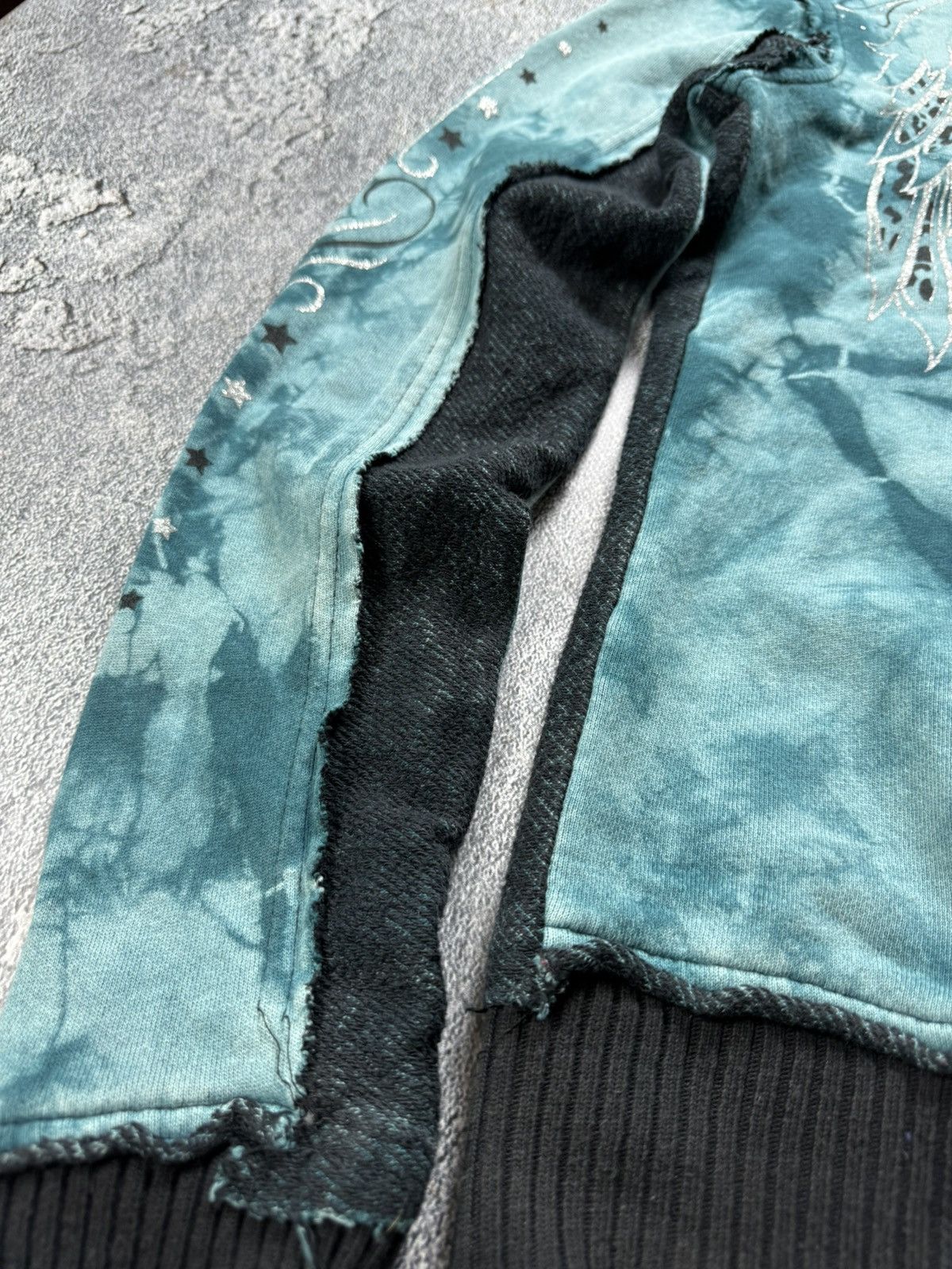 Affliction Sinful By Affliction Y2K Tribal Heart Wings Zip Hoodie LGB Size L / US 10 / IT 46 - 2 Thumbnail
