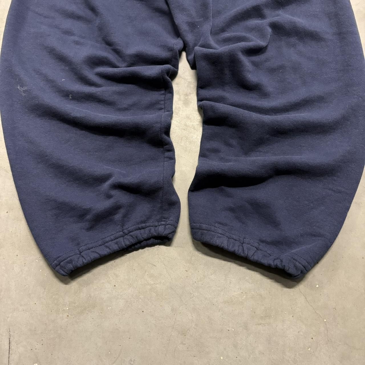 Vintage Crazy Vintage Y2K/2000s Navy Blue Baggy Essential Sweatpants! Size US 32 / EU 48 - 4 Thumbnail