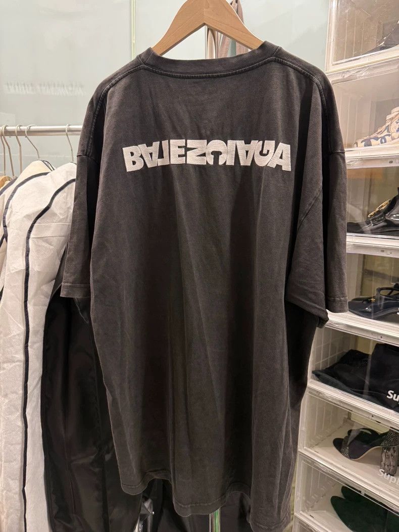 Balenciaga Balenciaga Washed Embroidered Short Sleeve - dmc Size US S / EU 44-46 / 1 - 1 Thumbnail