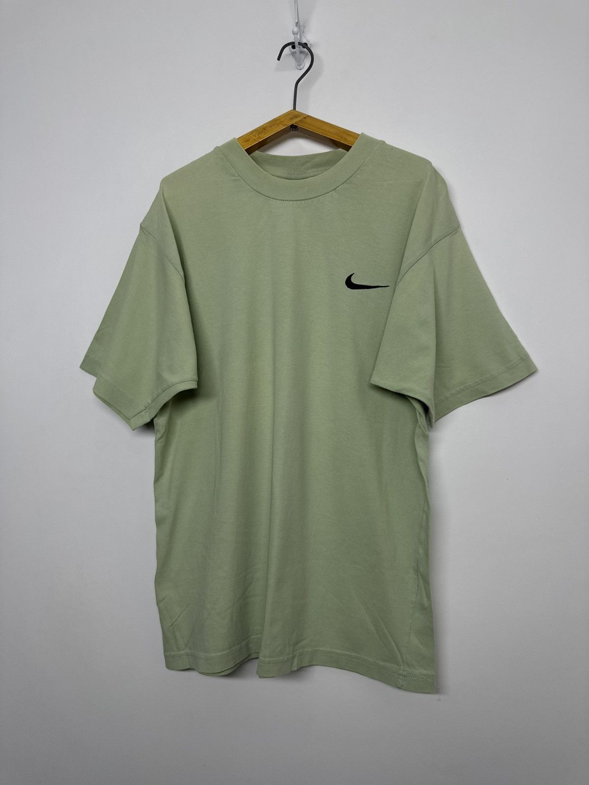 Nike Vintage Nike Swoosh Green T-Shirt 90’s Size US S / EU 44-46 / 1 - 3 Thumbnail