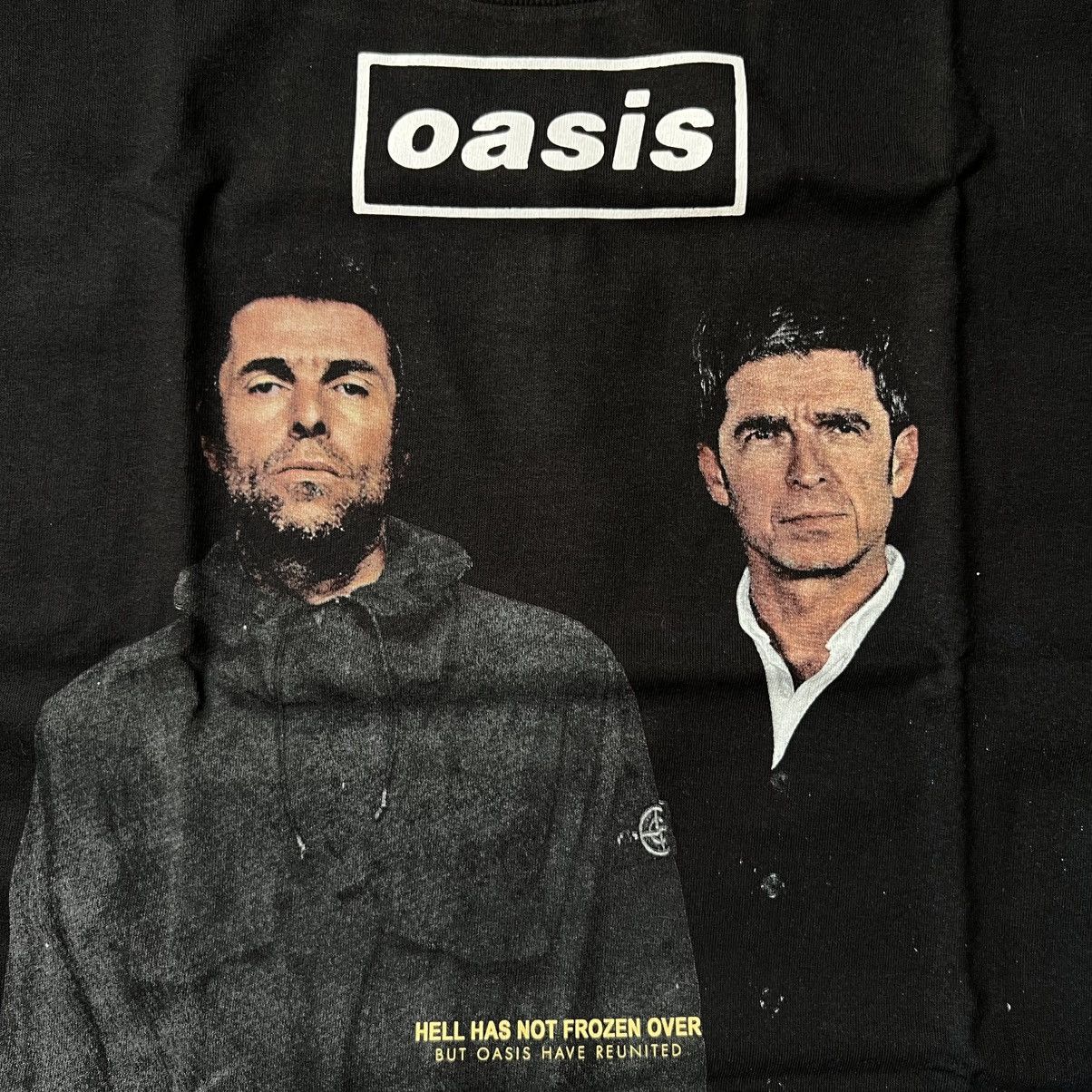 Band Tees Liam Gallagher and Noel Gallagher britpop OASIS reunion Size US XL / EU 56 / 4 - 5 Thumbnail